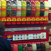Photo taken at Candi&amp;#39;s Candies by Kathy S. on 6/1/2012