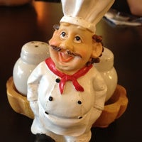 4/27/2012にEunice W.がRed Chef Sizzling House (红厨)で撮った写真