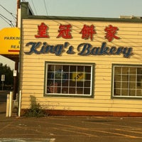 Photo prise au King&#39;s Bakery par Tara K. le9/13/2011