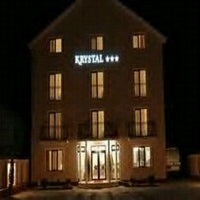 Photo taken at Hotel Krystal by Micky E. on 10/14/2011