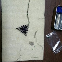 5/20/2012 tarihinde Chantelle S.ziyaretçi tarafından Smoky Mountain Beads, Crystals &amp;amp; More'de çekilen fotoğraf