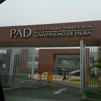 Foto tirada no(a) PAD Escuela de Dirección por Cathe T. em 8/24/2011