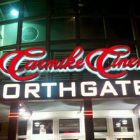 Foto tirada no(a) Northgate Mall por Jana M. em 10/9/2011