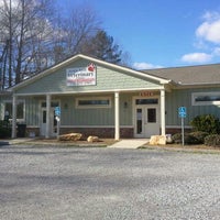 1/27/2012 tarihinde Cassandra B.ziyaretçi tarafından Acres Mill Veterinary Clinic'de çekilen fotoğraf