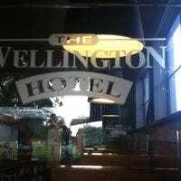 4/19/2012 tarihinde Millie P.ziyaretçi tarafından Wellington Hotel'de çekilen fotoğraf