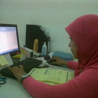 Photo taken at Electronic City by Wahyudin D. on 9/25/2011