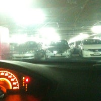 Photo taken at Lady Parking @ Central Bangna by FANFANFAN™ on 4/4/2012