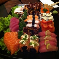 Foto tirada no(a) Kenta Sushi Gourmet por Fabiana C. em 7/12/2012