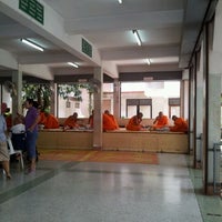 Photo taken at วัดมอญ by Permsak J. on 4/7/2012