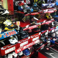 Photo taken at Tokyo Shoes Retailing Center by Mehikari00 on 5/3/2012