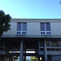 平塚市中央図書館 Library In 平塚