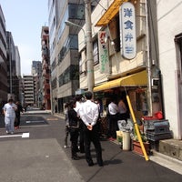 Photo taken at 洋食弁当 朝日製菓 by akapin on 4/25/2012