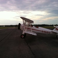 Foto tirada no(a) The Flying Machine Restaurant por Michael G. em 8/24/2012