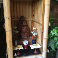 Photo taken at 曹禅寺 by Tetsuhiko T. on 5/3/2012