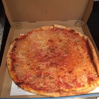 Das Foto wurde bei Kings County Pizza von Andrew am 8/6/2014 aufgenommen