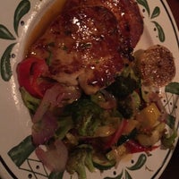 Photo taken at Olive Garden by Zozo A. on 7/18/2015