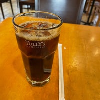 Photo taken at Tully&amp;#39;s Coffee by ひかり on 7/13/2022