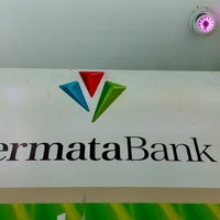 Review Permata Bank