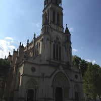 Foto tirada no(a) Eglise Lyon Centre por Soshi U. em 6/6/2015