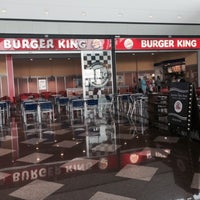 Photo taken at Burger King by ¡Jukka on 8/12/2015
