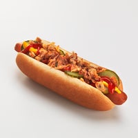 Das Foto wurde bei Feltman&amp;#39;s Hot Dogs von Feltman&amp;#39;s Hot Dogs am 10/14/2013 aufgenommen