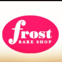Das Foto wurde bei Frost Bake Shop von Alisa C. am 8/7/2013 aufgenommen