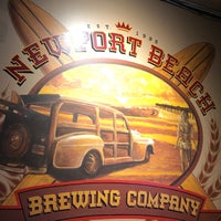 รูปภาพถ่ายที่ Newport Beach Brewing Co. โดย Cyn R. เมื่อ 1/31/2018