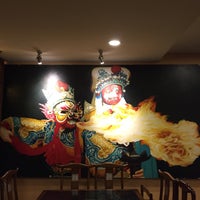 Das Foto wurde bei Lan Dining Restaurant 蘭餐厅 von Cindy H. am 10/29/2015 aufgenommen