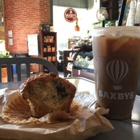 6/5/2018 tarihinde Jim R.ziyaretçi tarafından Saxbys Coffee'de çekilen fotoğraf