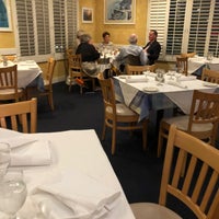 Das Foto wurde bei Capri Italian Restaurant von Jim R. am 6/16/2021 aufgenommen