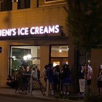 Das Foto wurde bei Jeni&amp;#39;s Splendid Ice Creams von Jim R. am 4/13/2019 aufgenommen