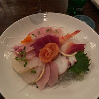 Foto diambil di Coast Sushi &amp;amp; Sashimi oleh martín g. pada 11/21/2018