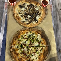 Foto scattata a Inizio Pizza Napoletana da Student il 9/19/2021