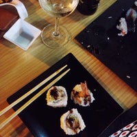 Photo taken at Sushi e by Martina M. on 9/2/2014