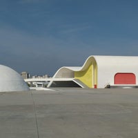 Photo taken at Teatro Popular Oscar Niemeyer by Jean Ximenes M. on 7/21/2019