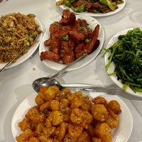 Photo taken at Yang Chow Restaurant by Remil M. on 7/29/2023