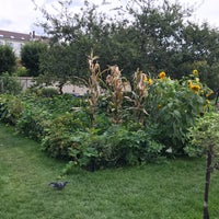 Photo taken at Jardin Catherine Labouré by Frank S. on 8/31/2018