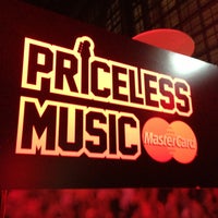 Foto tomada en Priceless Music Lounge by MasterCard  por Jerry P. el 5/18/2013