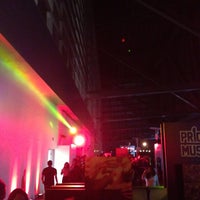 5/18/2013에 Jerry P.님이 Priceless Music Lounge by MasterCard에서 찍은 사진