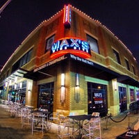 Photo taken at MAX&amp;#39;s Wine Dive Dallas by eDo on 12/29/2012