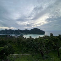 Photo taken at Phi Phi Viewpoint 2 by ENG.OMAR on 10/6/2023