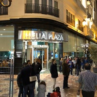 รูปภาพถ่ายที่ Melia Plaza Hotel Valencia โดย Russ L. เมื่อ 3/18/2018