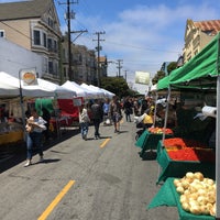 Photo taken at Divisadero Farmers&#39; Market by Russ L. on 7/2/2017
