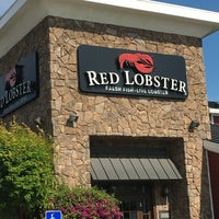 Photo taken at Red Lobster by Russ L. on 5/8/2016
