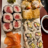 Photo taken at Sushi Tsune by Arthur B. on 2/6/2020