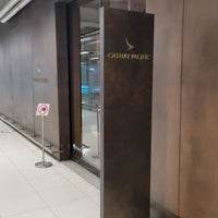 Photo taken at Cathay Pacific First and Business Class Lounge by Wayne H. on 2/28/2024