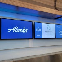 Photo taken at Alaska Airlines Check-in by Wayne H. on 7/18/2022