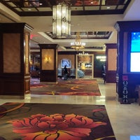 Foto diambil di Silver Legacy Resort Casino oleh Wayne H. pada 11/20/2023