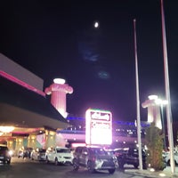 Photo taken at Atlantis Casino Resort &amp;amp; Spa by Wayne H. on 11/20/2023