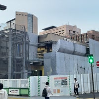 Photo taken at JR Ochanomizu Station by ɐןɐqıɐɥ on 10/28/2023